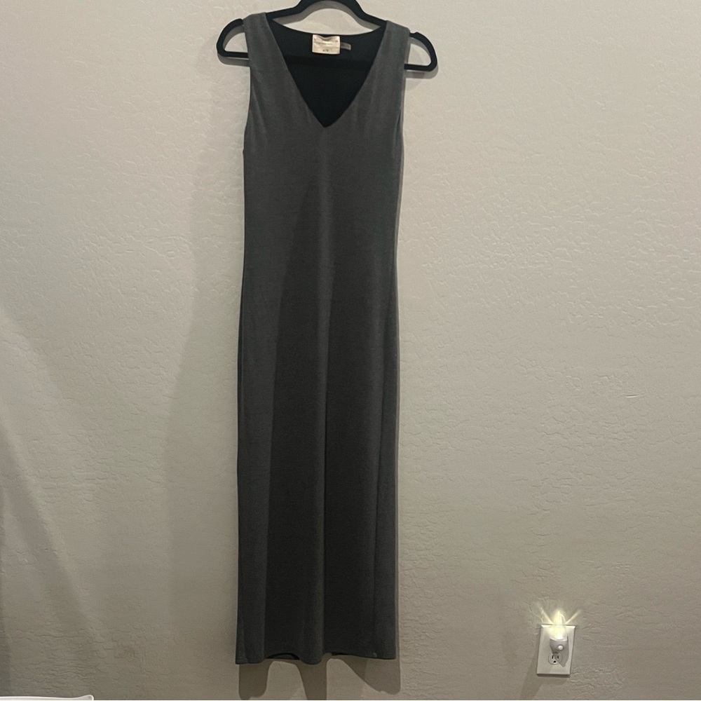 Alice + Olivia Stacey Bendet Air Sleeveless V-Neck Maxi Dress - gray size 6